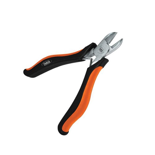 ALICATE DE CORTE OBLICUO 4 1/2´´ NEO (MAD 9205H)